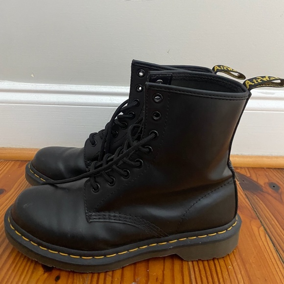 1460 SMOOTH LEATHER LACE UP BOOTS - Picture 2 of 3